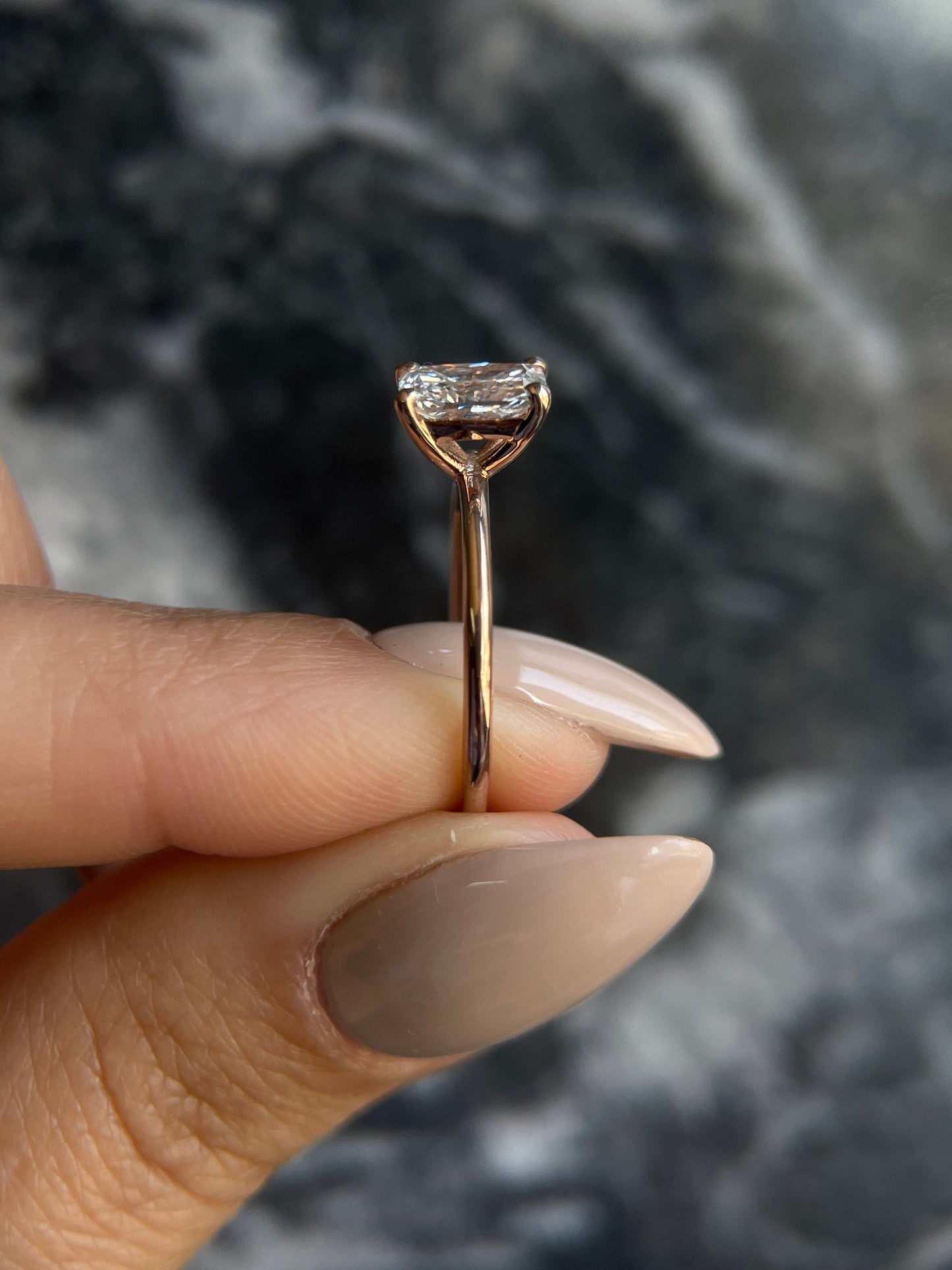 1 ct Anillo de Compromiso Solitario Corte Radiante