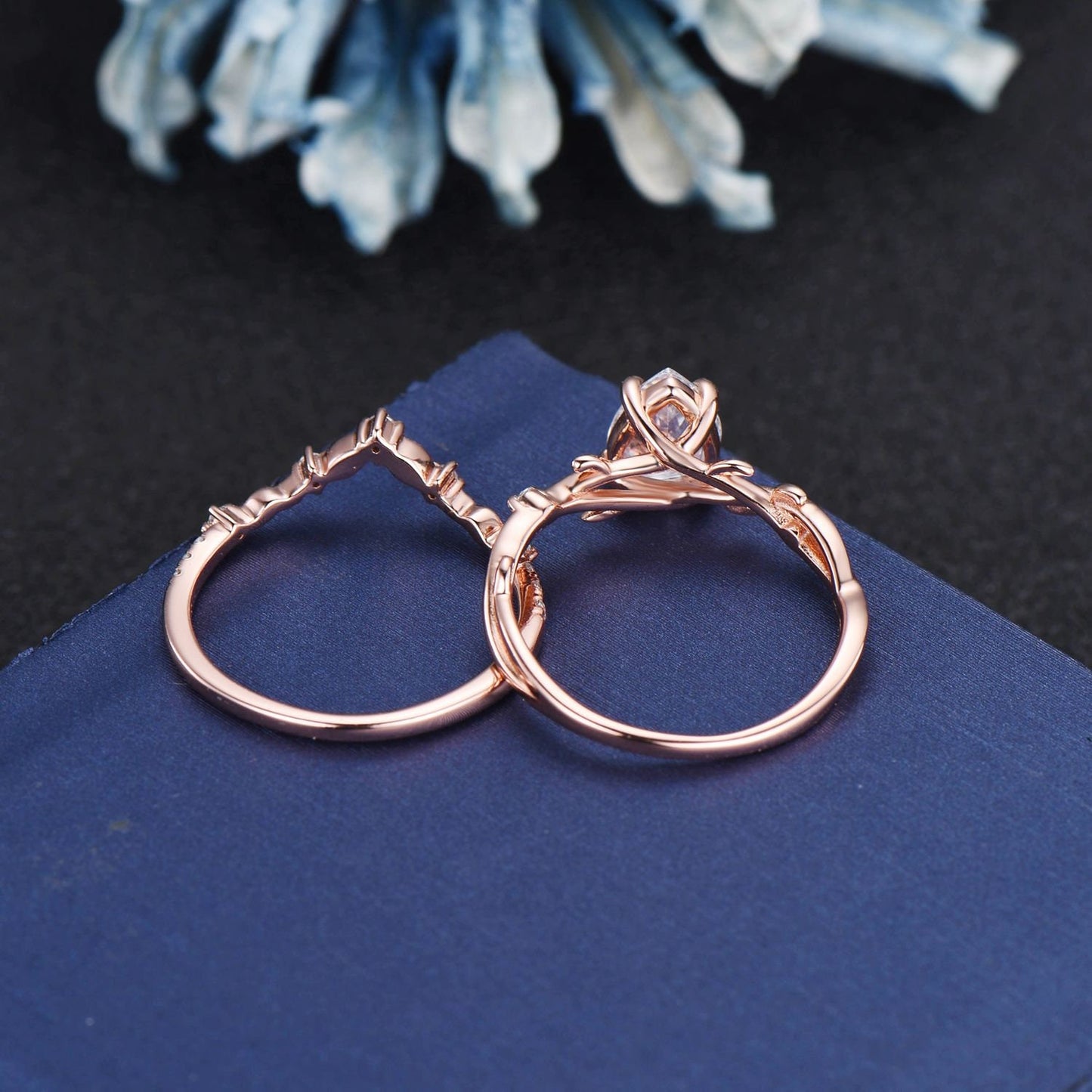 Clavel — Set Nupcial Diamante de Laboratorio Pera 1.25 ct Oro 14K