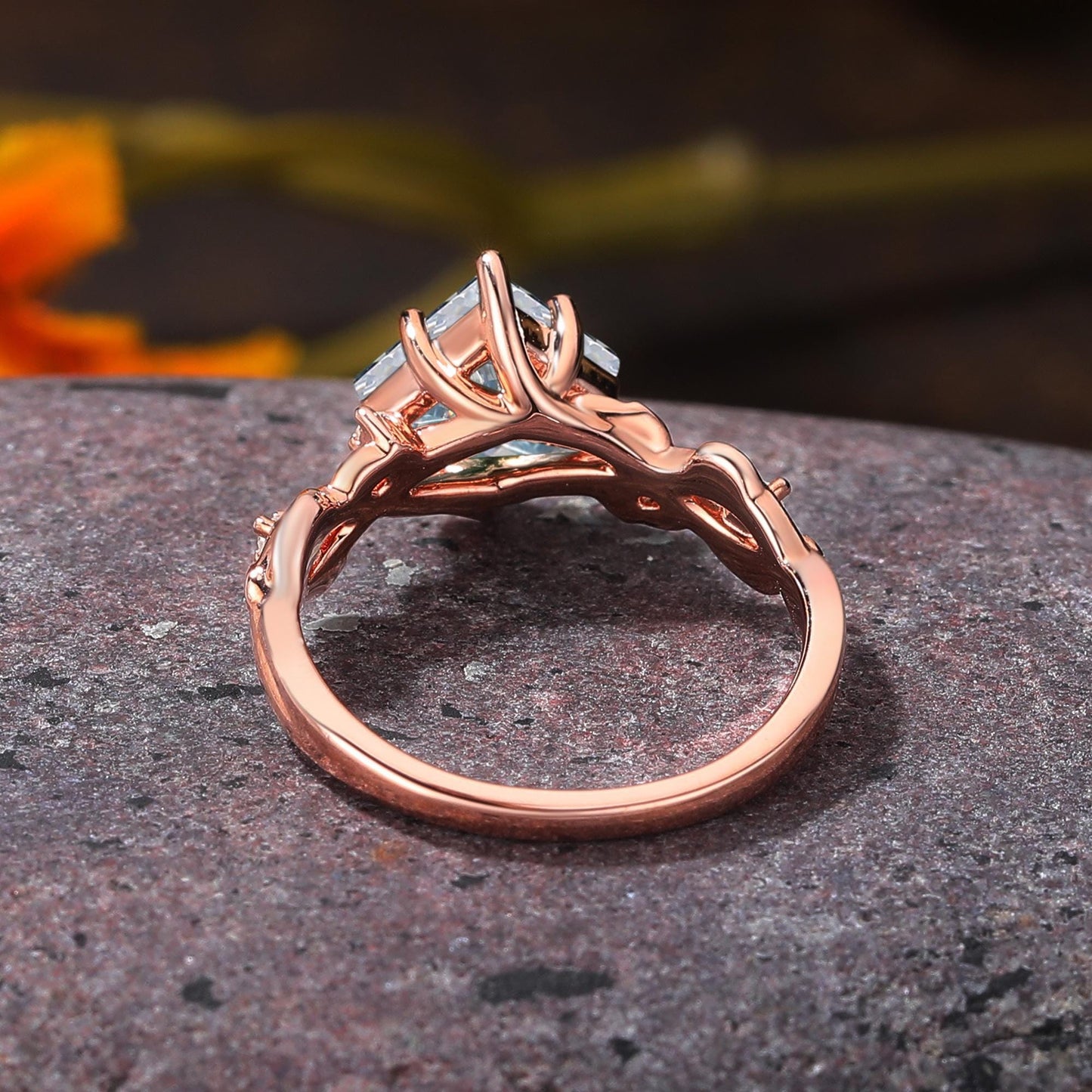 Brezal — Anillo de Compromiso Diamante de Laboratorio Princesa 1.5 ct Oro 14K