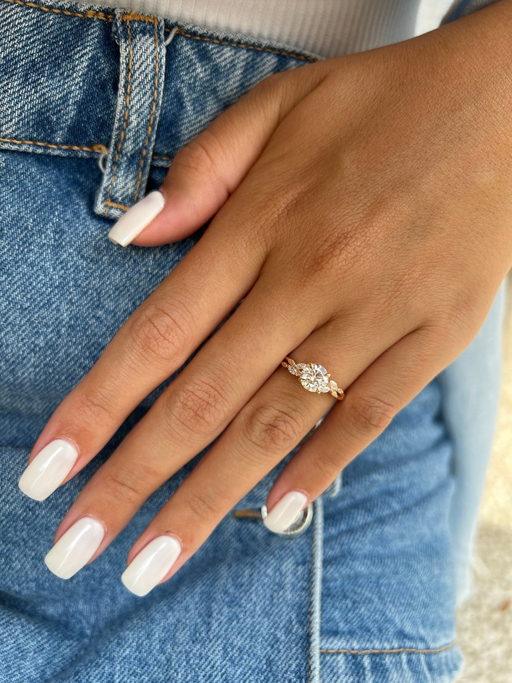 Clarisa Anillo de compromiso inspirado en la naturaleza con diamante de laboratorio de 1 quilate