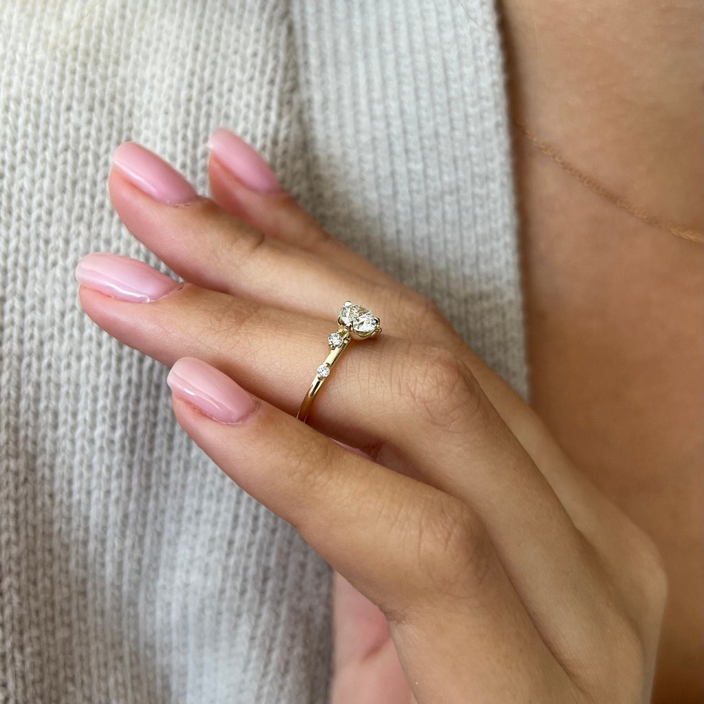 Korra Anillo de Compromiso Inspirado en la Naturaleza / Diamante Cultivado en Laboratorio de 0.5CT