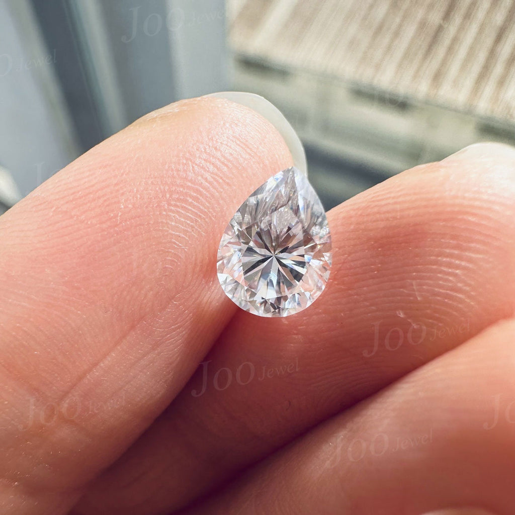 Ahsoka Set  Anillo compromiso 1.25 Quilates + Argolla Matrimonio en Vides de Oro Diamante laboratorio Corte Pera