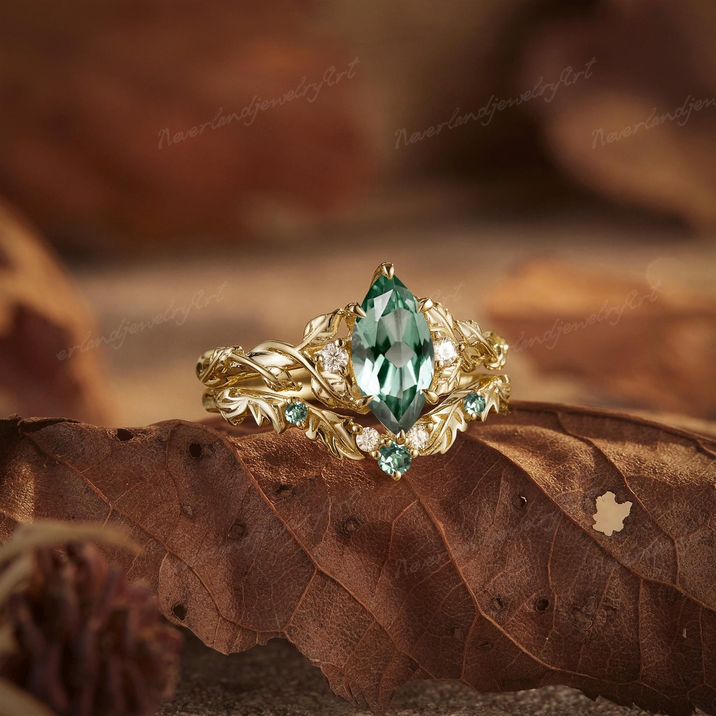 Azalea — Set Nupcial Diamante de Laboratorio Verde Marquise 1 ct Oro 14K
