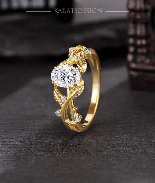 Enebro — Anillo de Compromiso Diamante de Laboratorio Oval 1 ct Oro 14K