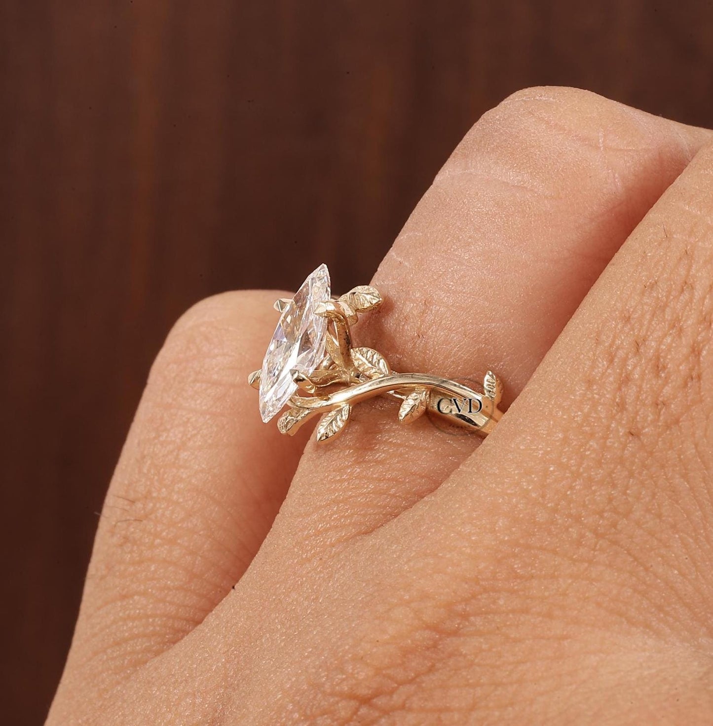 Mirto — Anillo de Compromiso Diamante de Laboratorio Marquise 1 ct Oro 14K