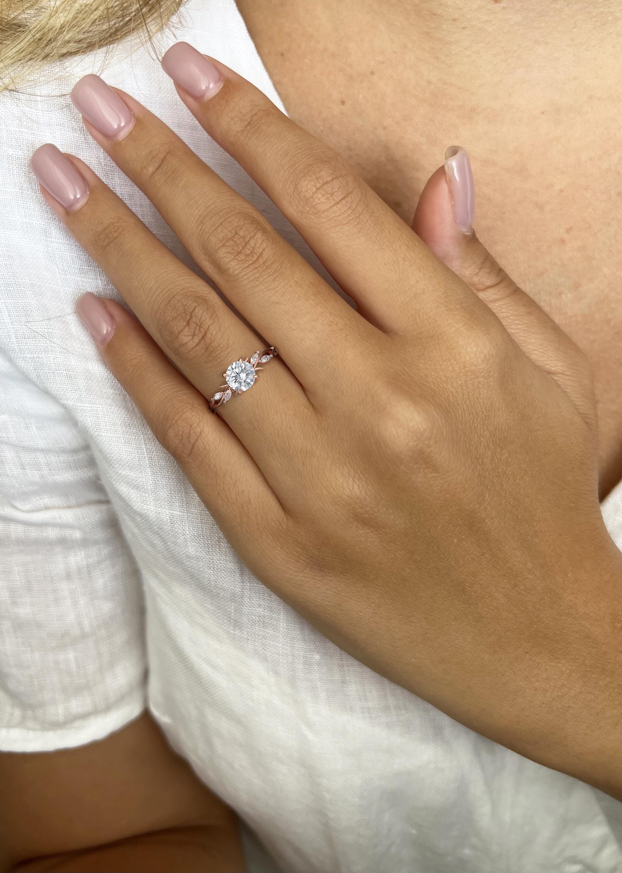 Ophelia Anillo Vintage Diamante de Laboratorio de 1 Quilate Inspirado en la Naturaleza