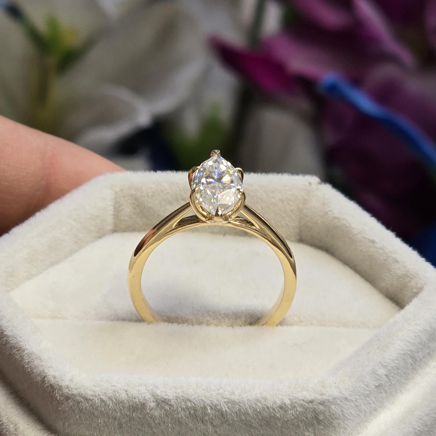 2 ct Anillo de Compromiso Tulipán Floral con Diamante Marquise Lab-Grown