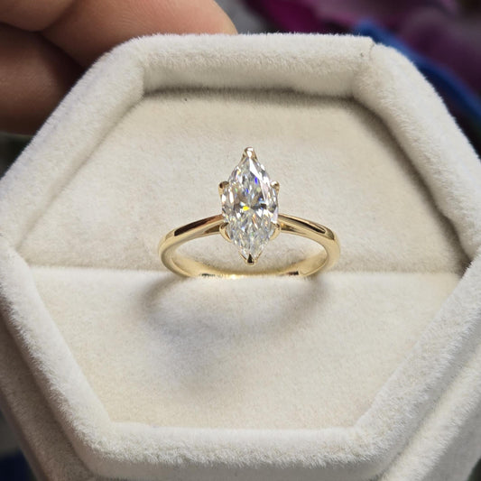 2 ct Anillo de Compromiso Tulipán Floral con Diamante Marquise Lab-Grown