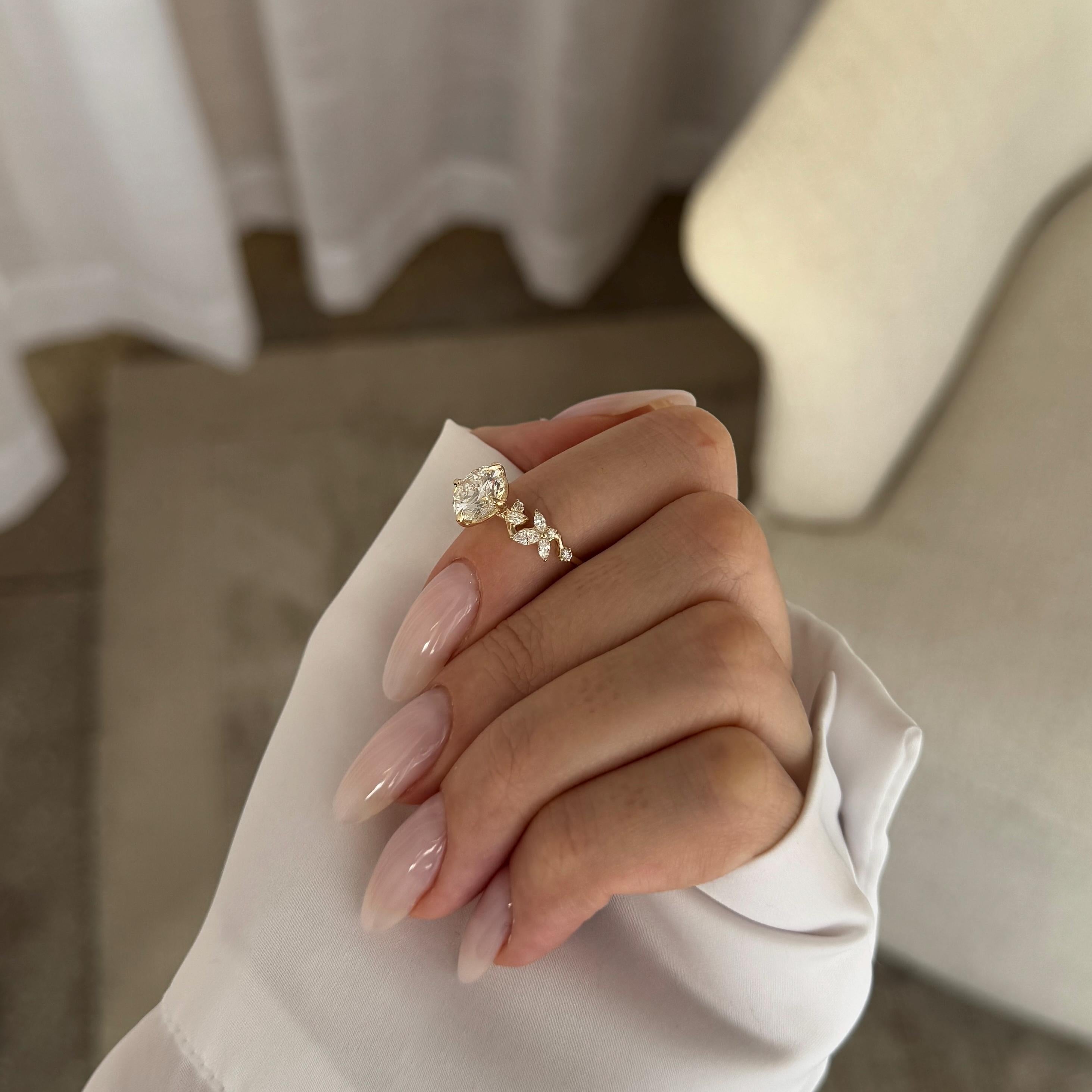 Morrigan Anillo de Compromiso de Diamante de Laboratorio de 2 Quilates