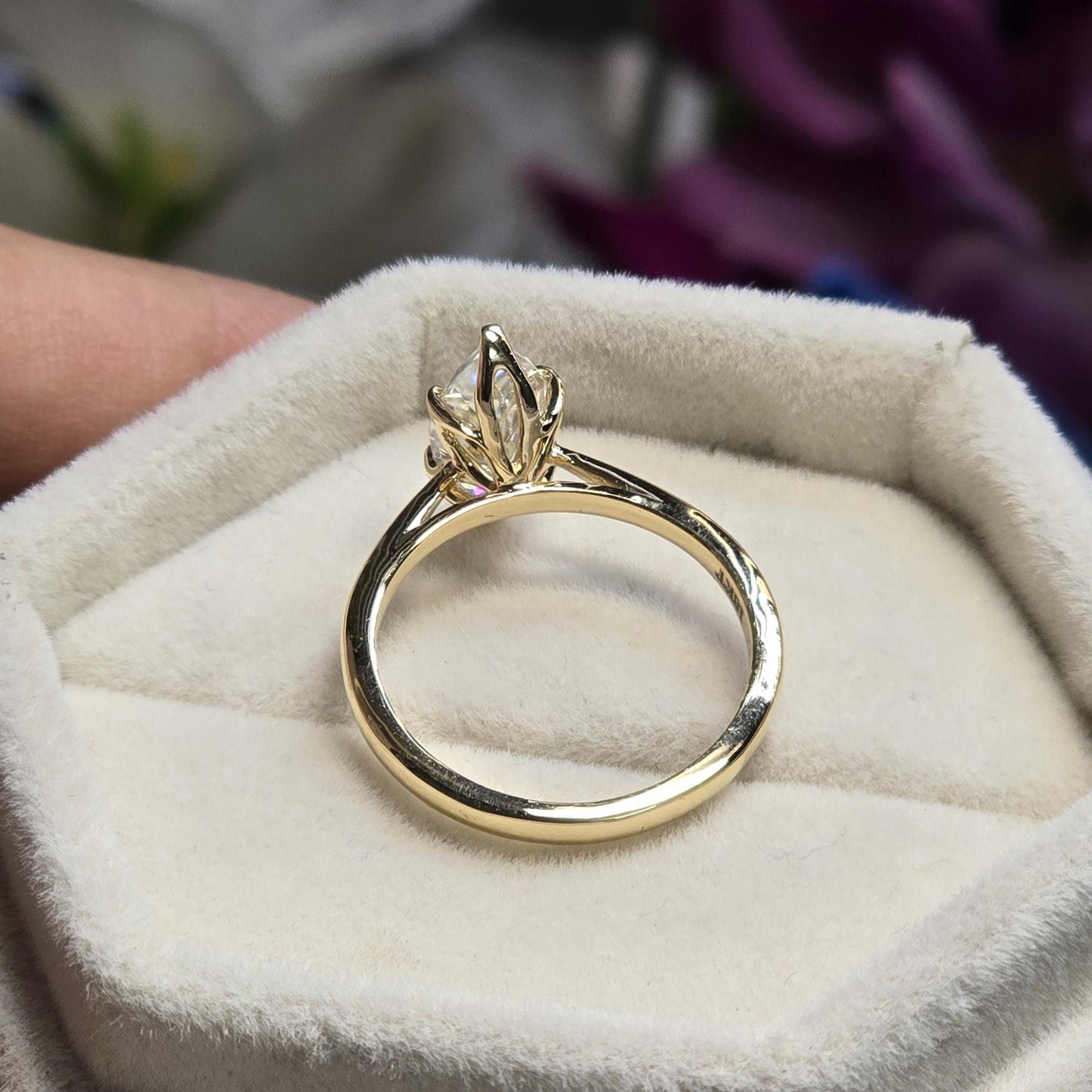 2 ct Anillo de Compromiso Tulipán Floral con Diamante Marquise Lab-Grown