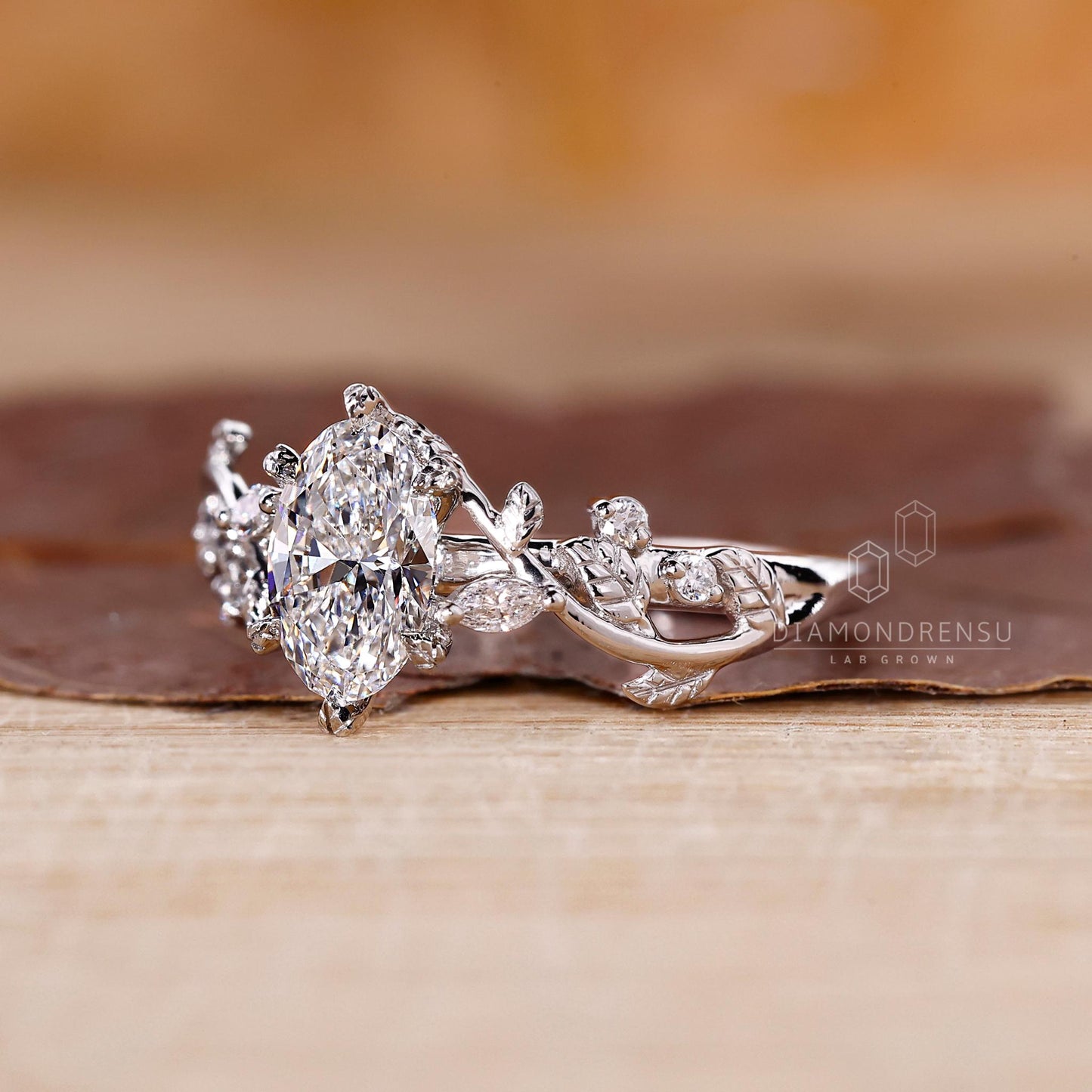 Aster — Anillo de Compromiso Diamante de Laboratorio Oval 1 ct Oro 14K