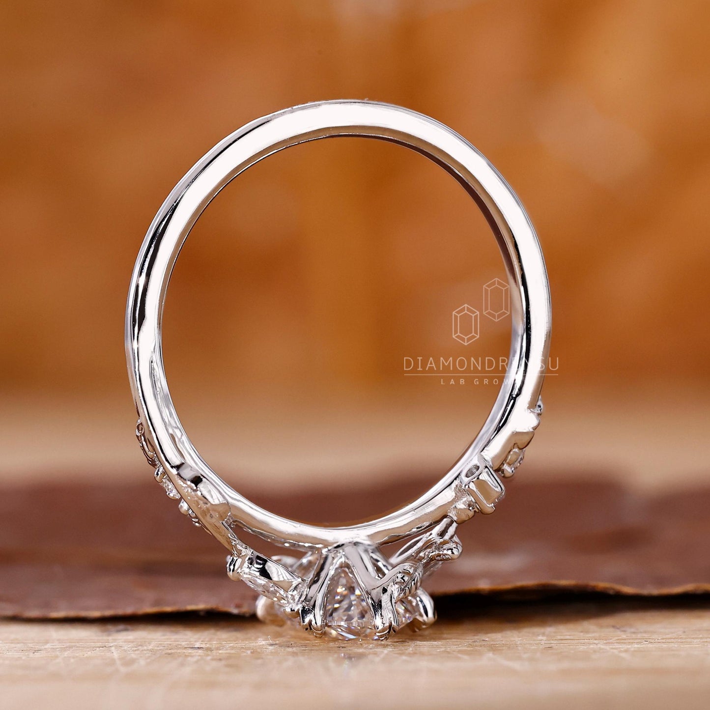 Aster — Anillo de Compromiso Diamante de Laboratorio Oval 1 ct Oro 14K