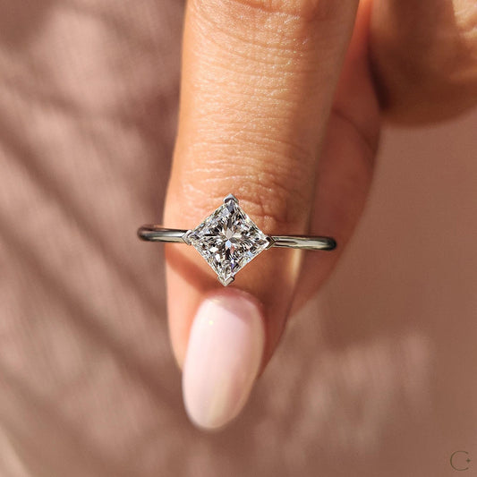 1 ct Anillo de Compromiso Solitario Corte Princesa