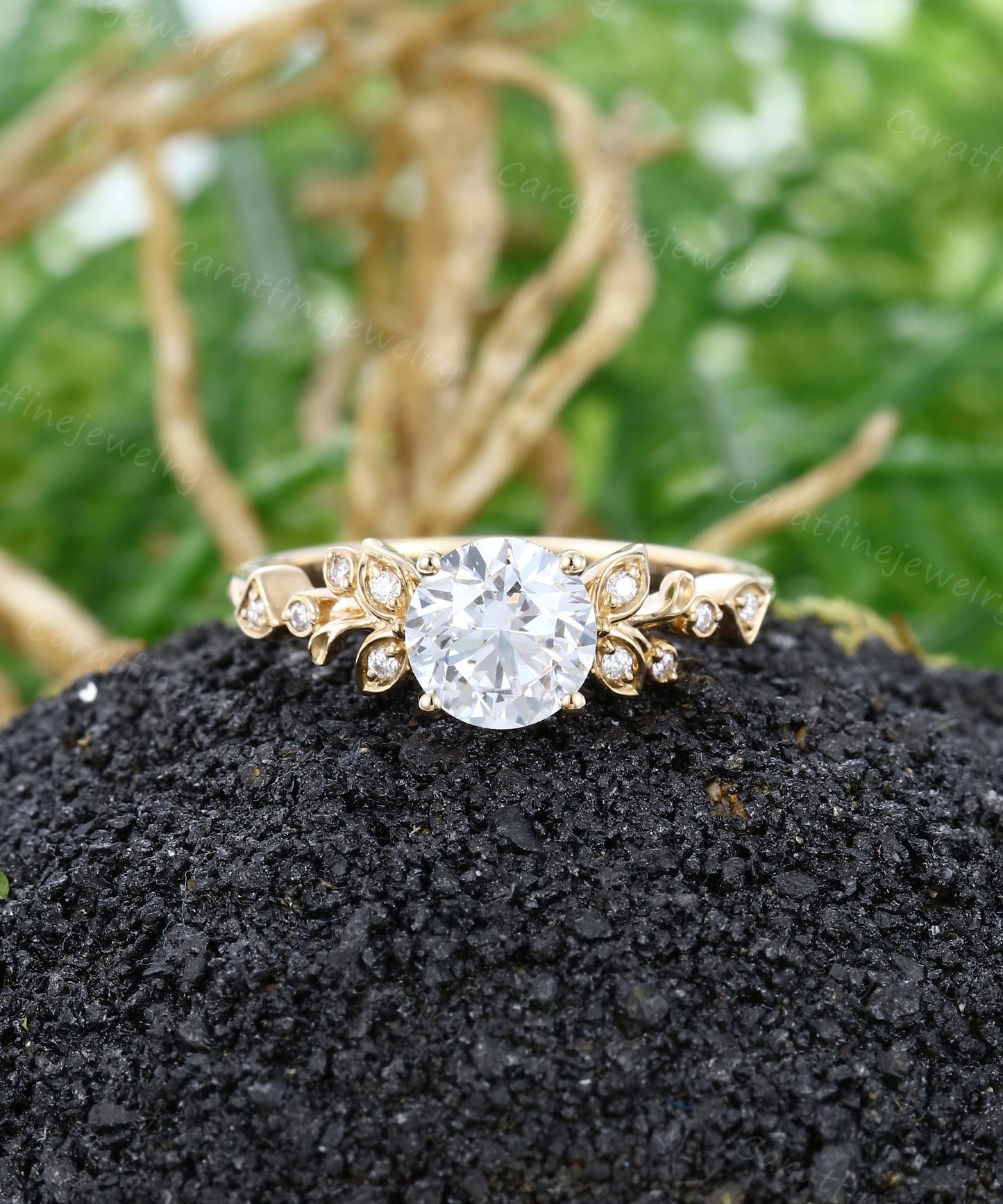 Magnolia — Anillo de Compromiso Diamante de Laboratorio 1 ct Oro 14K