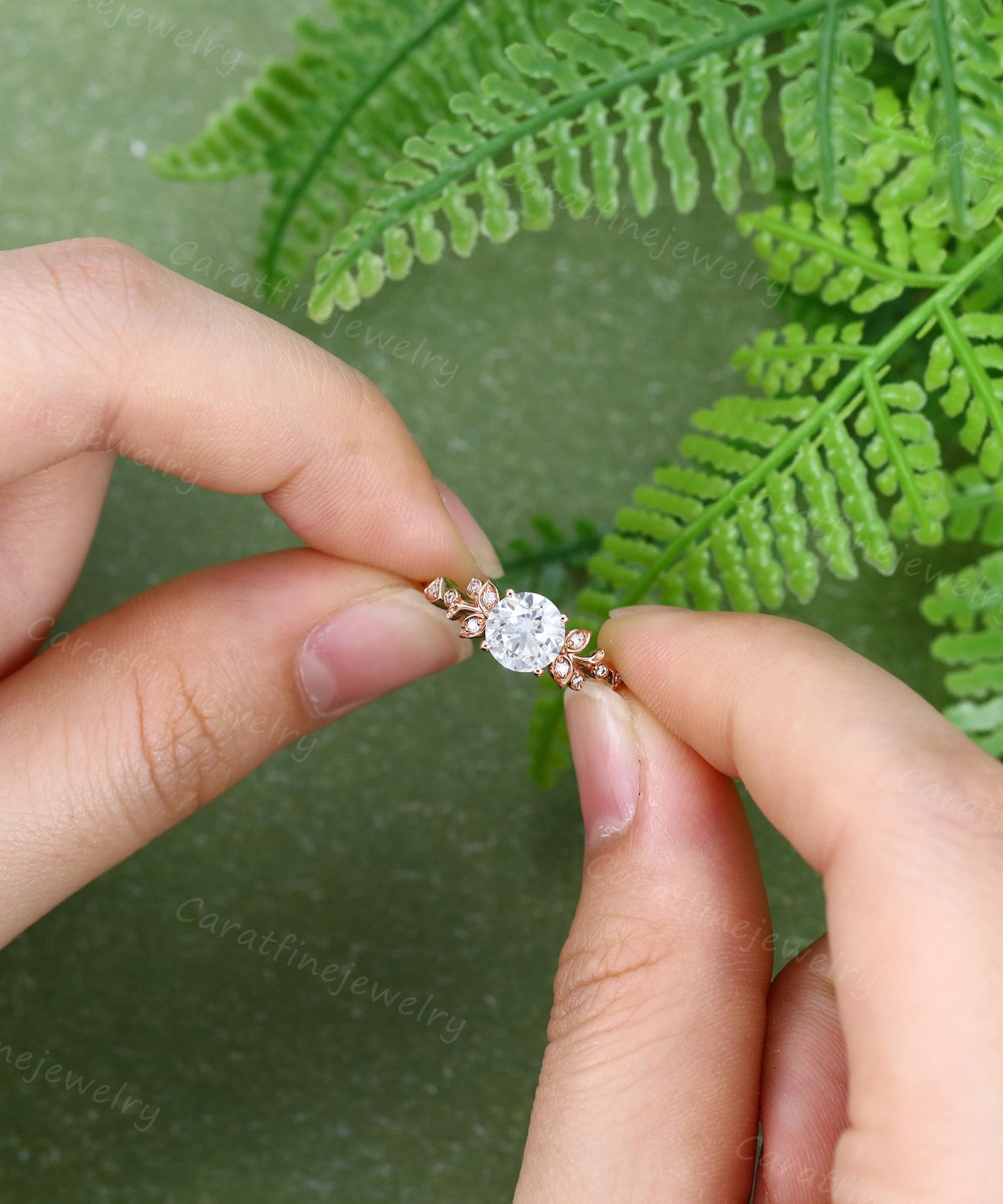 Magnolia — Anillo de Compromiso Diamante de Laboratorio 1 ct Oro 14K