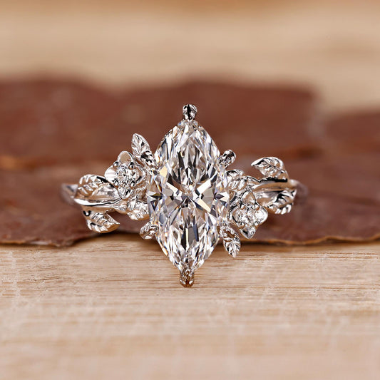 Petunia — Anillo de Compromiso Diamante de Laboratorio Marquise 1 ct Oro 14K