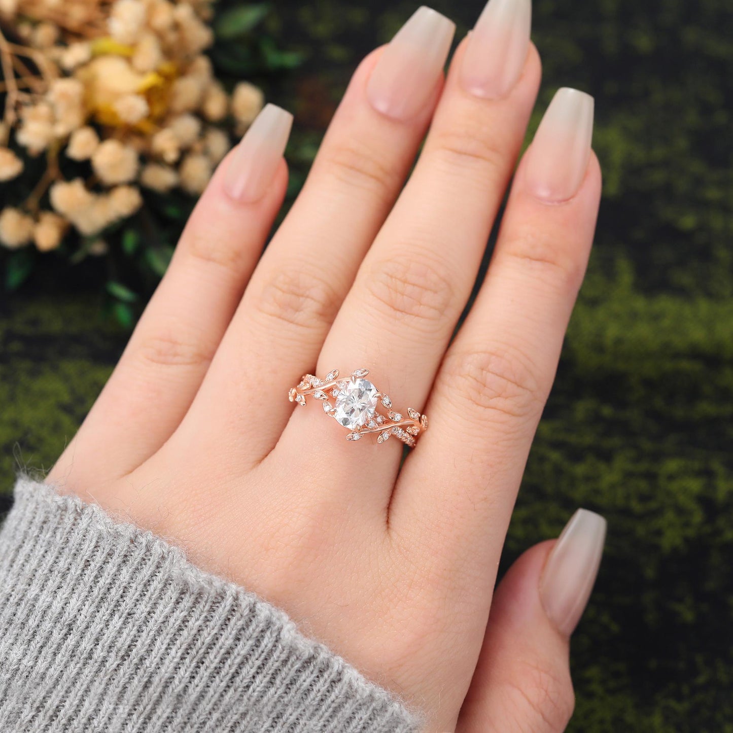 Zinnia — Anillo de Compromiso Diamante de Laboratorio Oval 1.5 ct Oro 14K