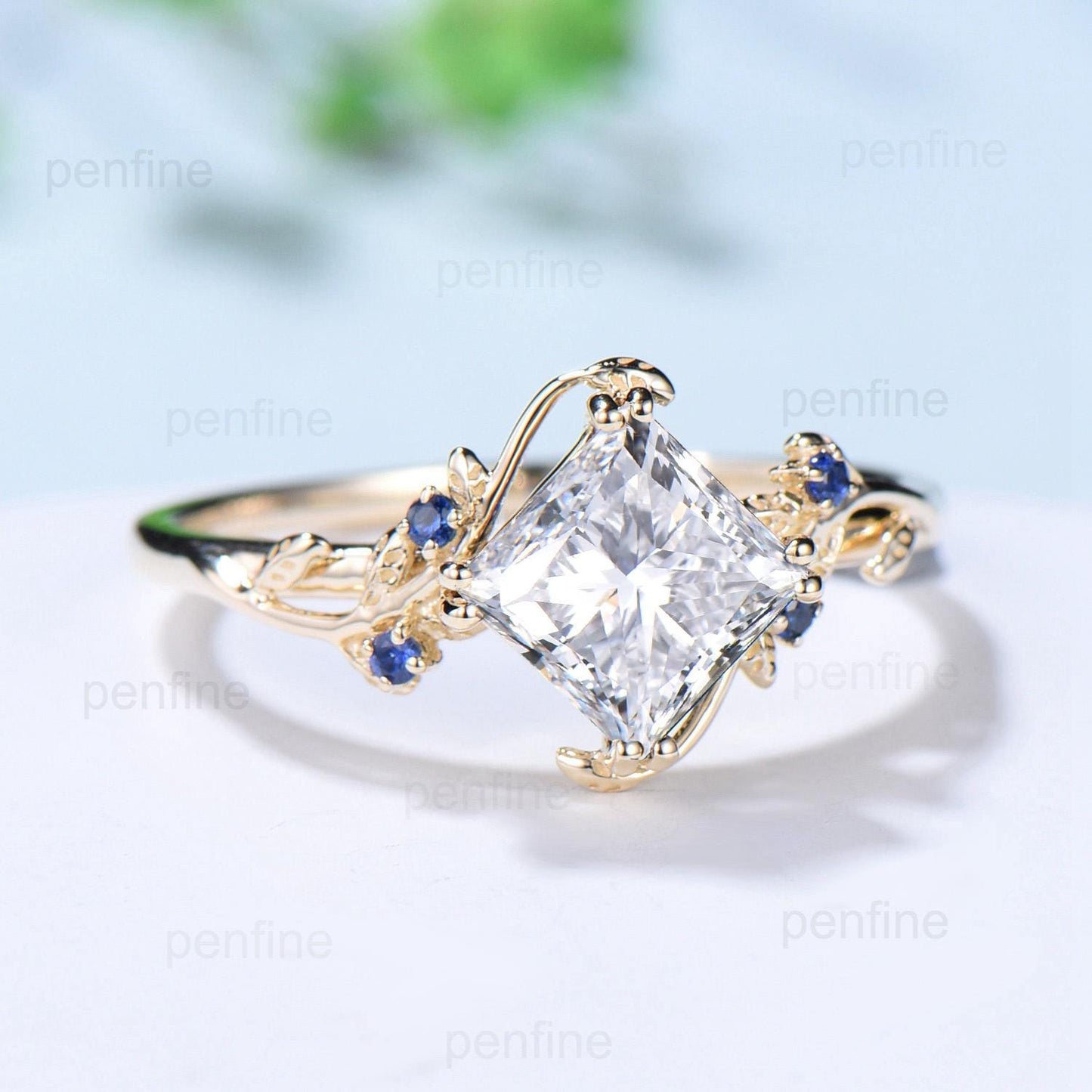 Oliva — Anillo de Compromiso Diamante de Laboratorio Princesa 2 ct Oro 14K
