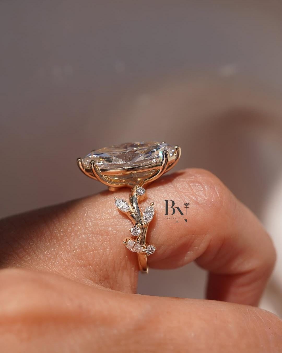 Belladona — Anillo de Compromiso Diamante de Laboratorio Marquise 3 ct Oro 14K