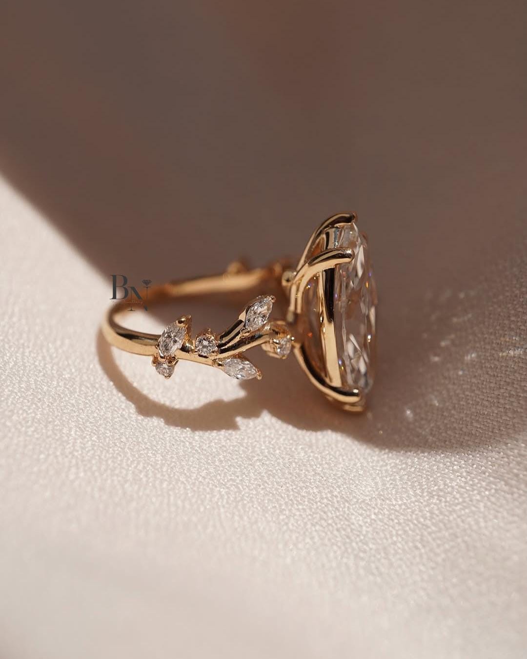 Belladona — Anillo de Compromiso Diamante de Laboratorio Marquise 3 ct Oro 14K