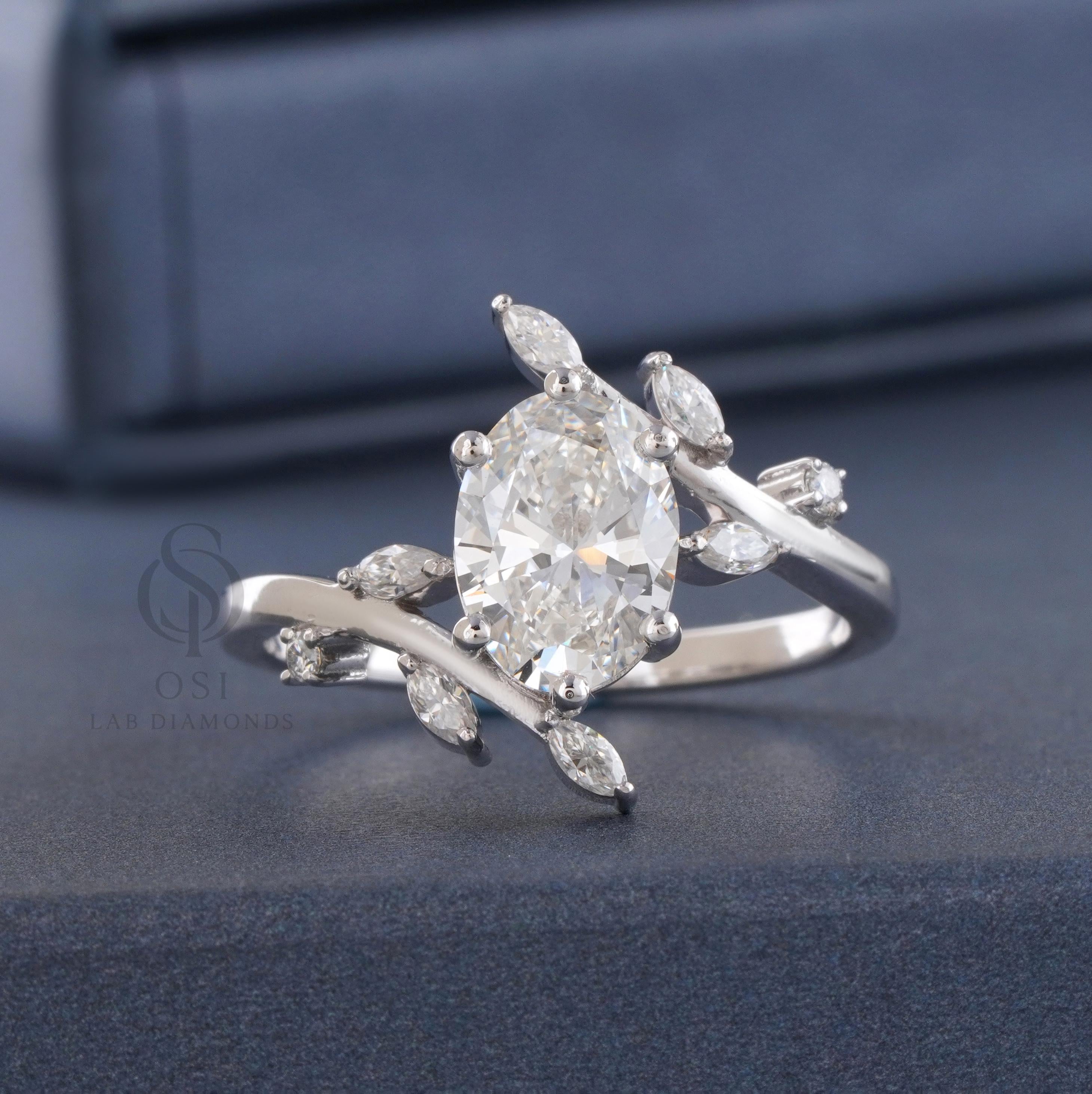 Aurora Anillo de Compromiso de Diamante Ovalado Creado en Laboratorio de 1.50ct: Solitario de Hoja y Vid