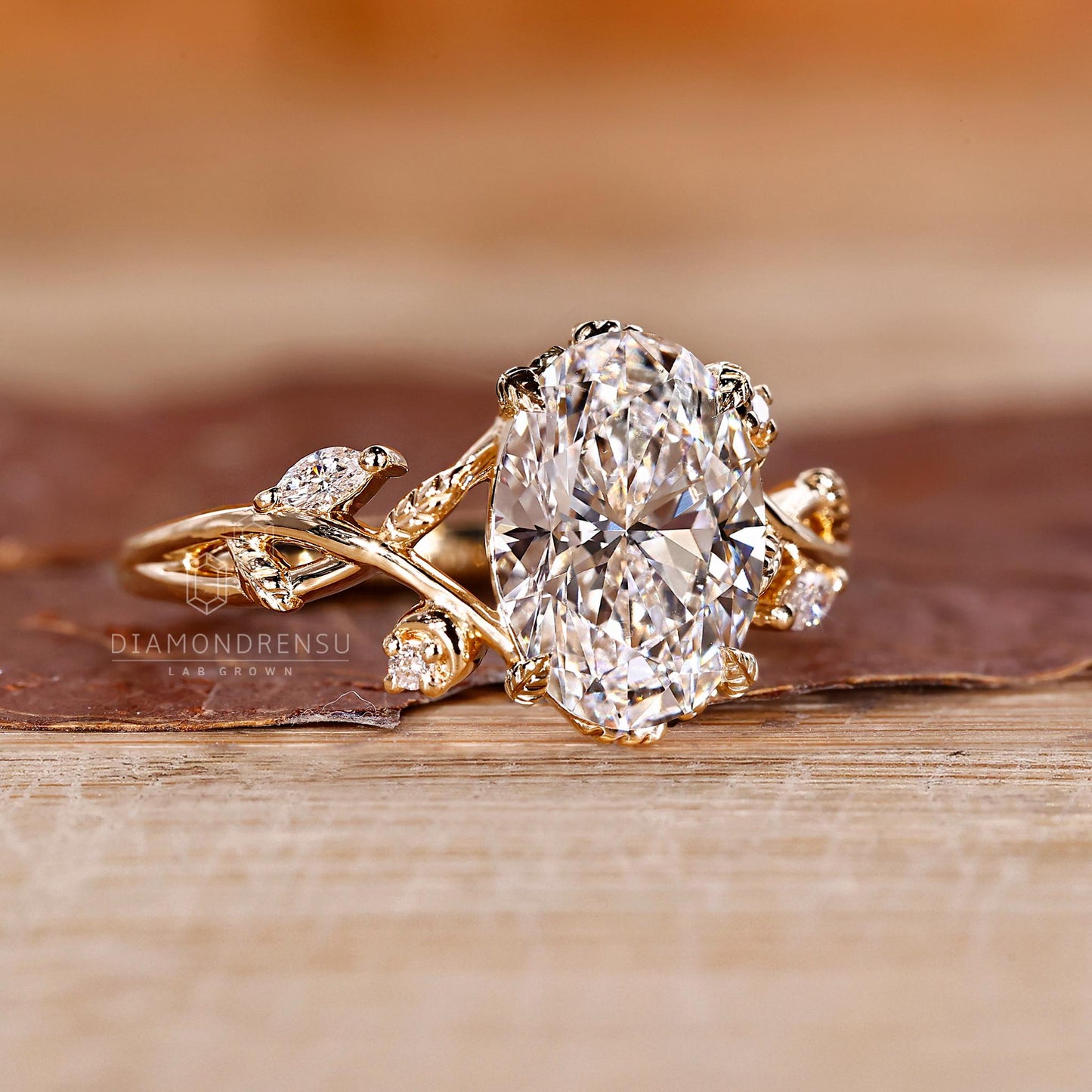 Ciclamen — Anillo de Compromiso Diamante de Laboratorio Oval 3 ct Oro 14K