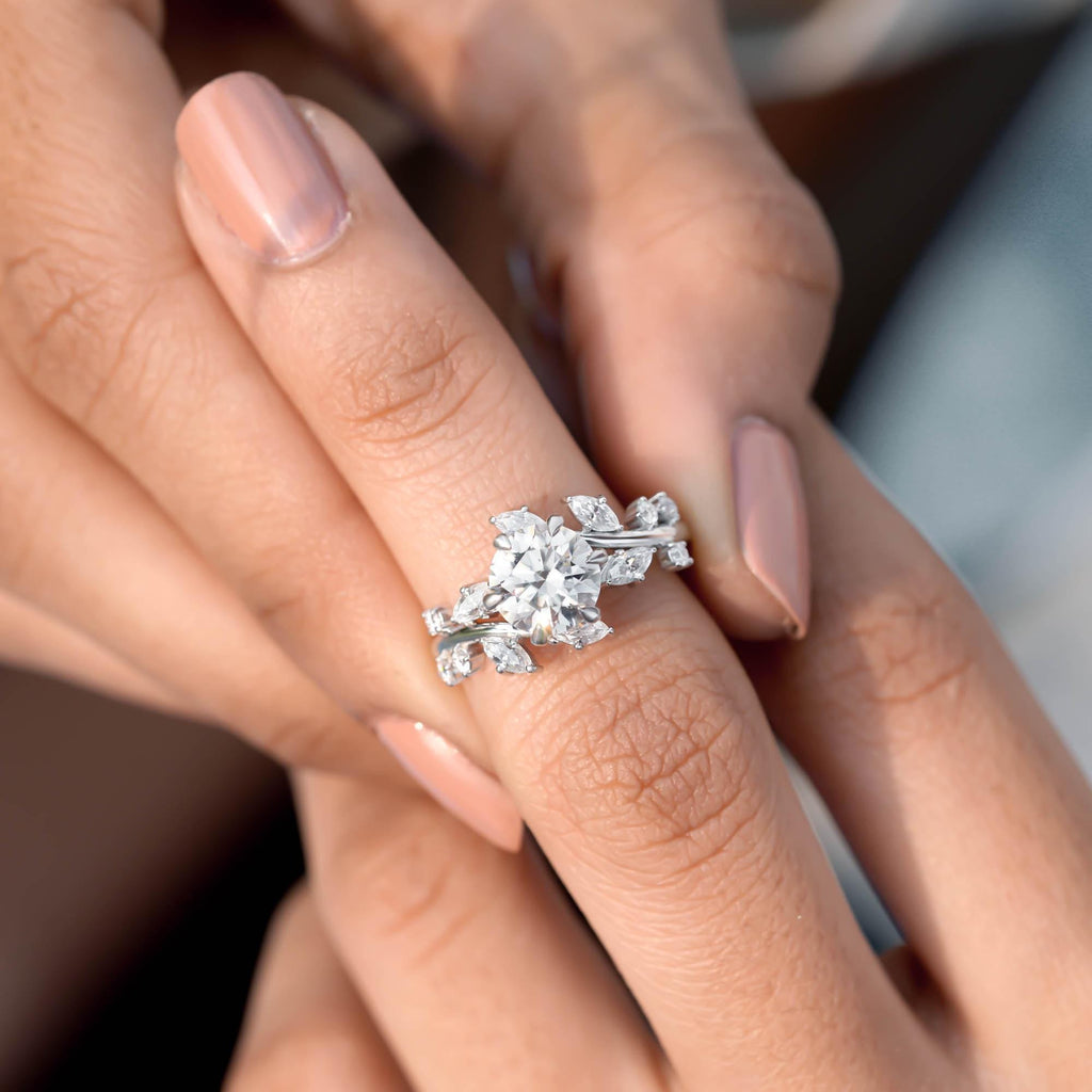 Nimue Anillo de Compromiso Diamante de Laboratorio 1 Quilate : Diseño de Hojas y Vides, Oro de 14K