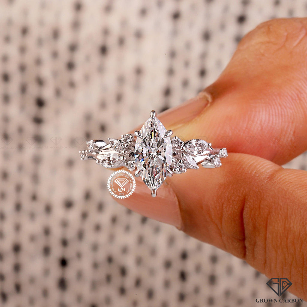 Nova Anillo de Compromiso con Diamante de Laboratorio de Corte Marquise de 1 Quilate | Inspirado en la Naturaleza