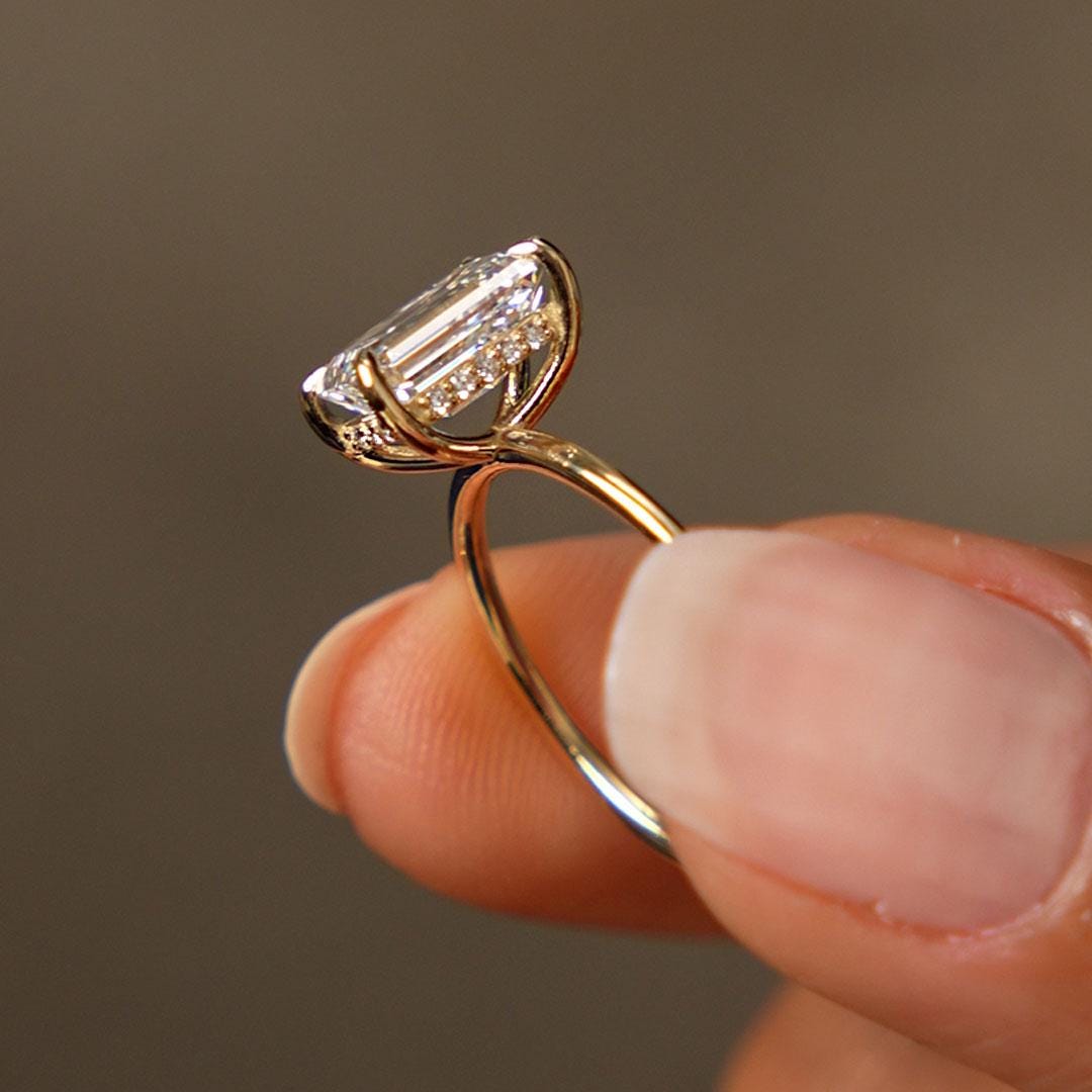 2.10 ct · Anillo de Compromiso Corte Esmeralda con Diamante Lab-Grown