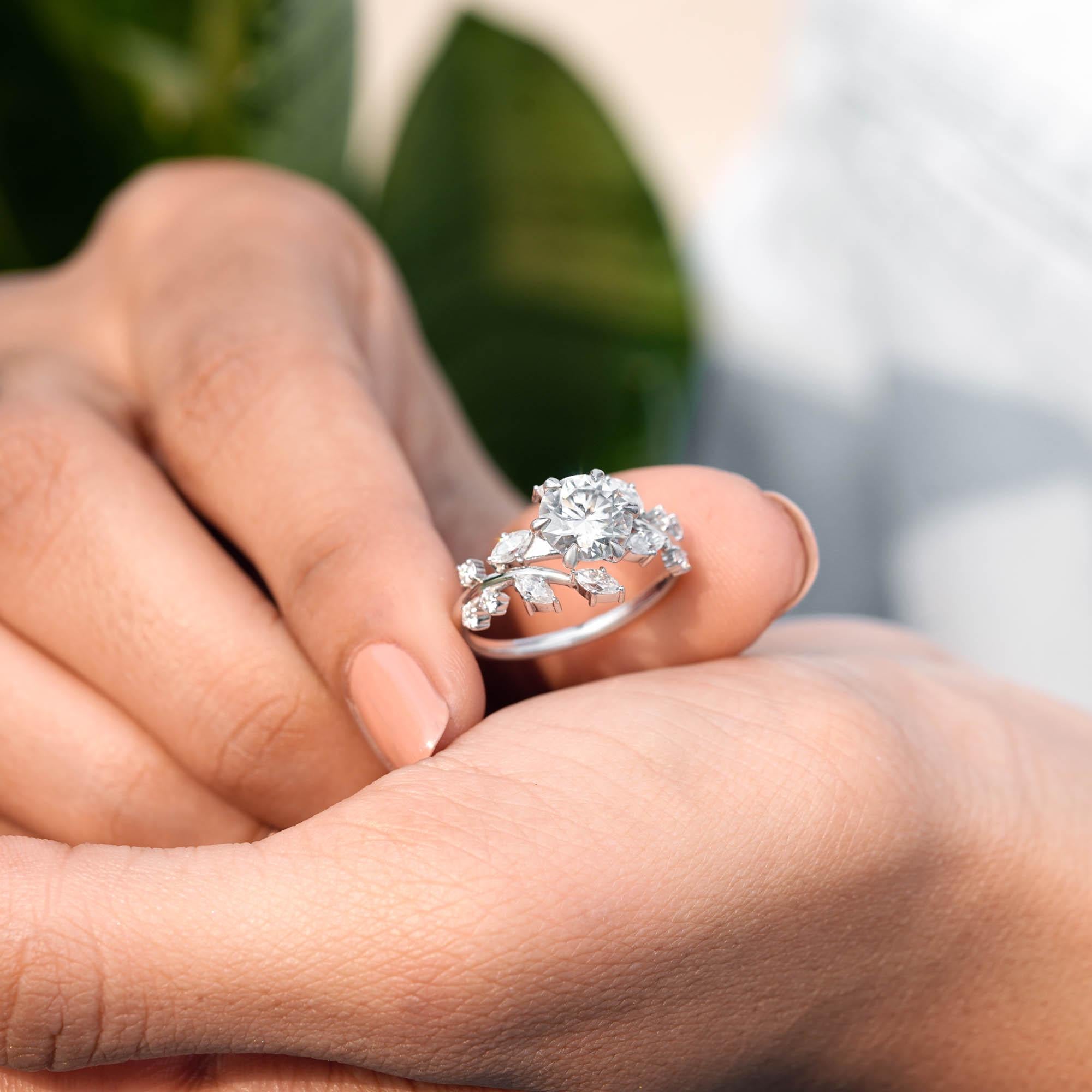 Nimue Anillo de Compromiso Diamante de Laboratorio 1 Quilate : Diseño de Hojas y Vides, Oro de 14K