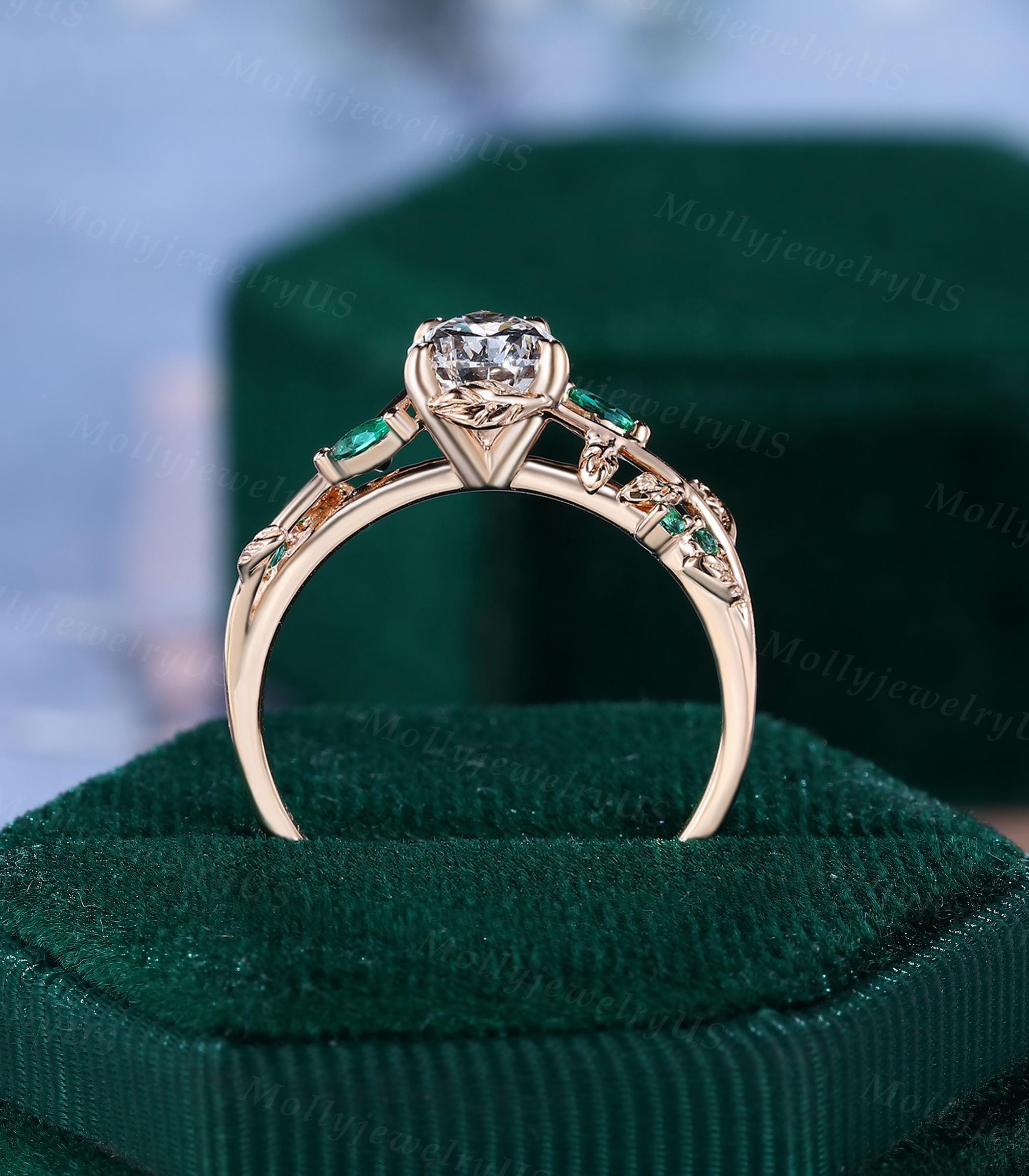 Sophie 1 ct Anillo de Compromiso Inspirado en la Naturaleza con Diamante verde de Laboratorio Corte Pera en Oro de 14K