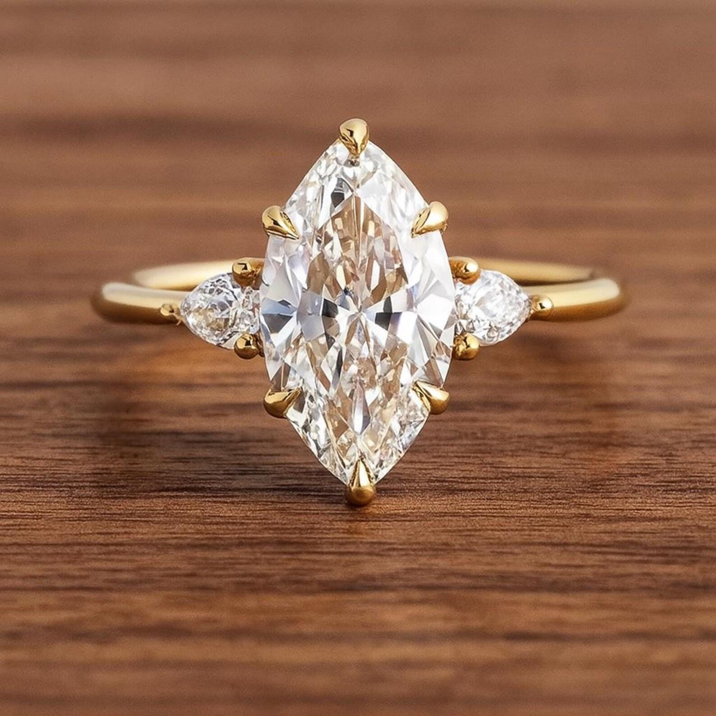 3 ct Anillo de Compromiso de Tres Piedras Corte Marquise con Peras Laterales