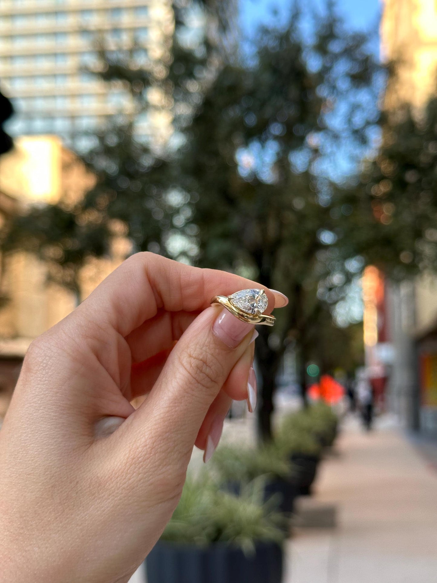2.11 ct Anillo de Compromiso Solitario Corte Pera con Diamante Lab-Grown