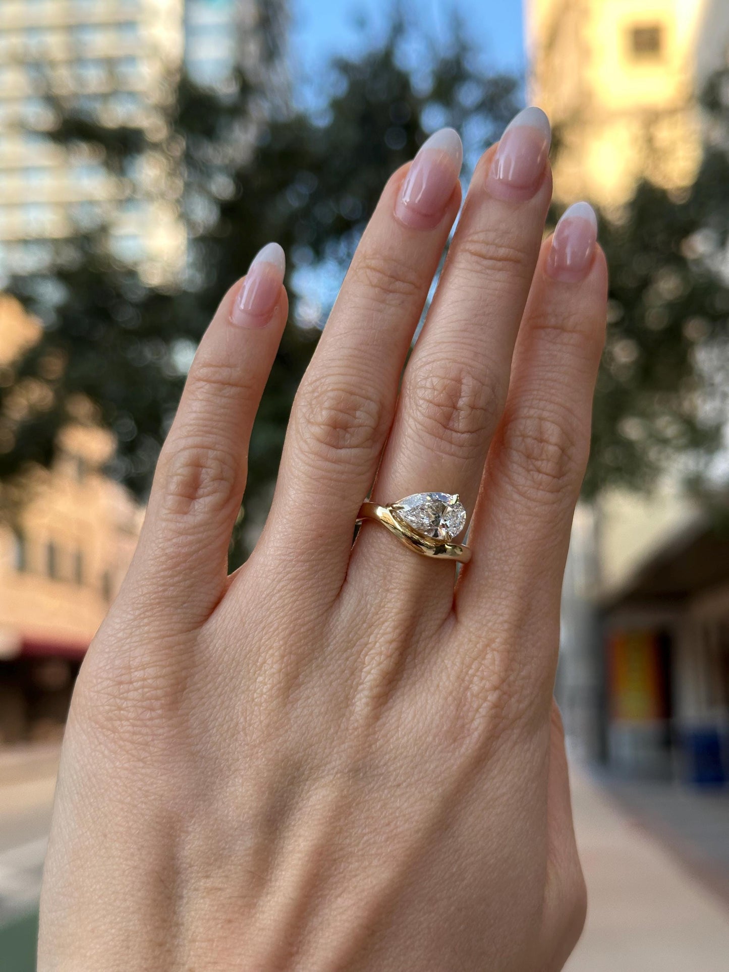 2.11 ct Anillo de Compromiso Solitario Corte Pera con Diamante Lab-Grown