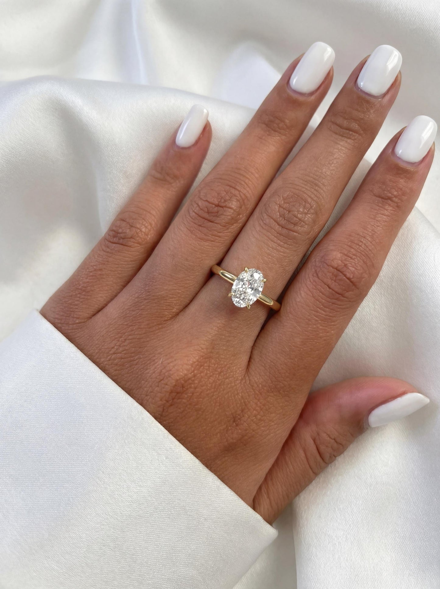 1.5 ct Anillo de Compromiso Solitario Corte Ovalado Catedral