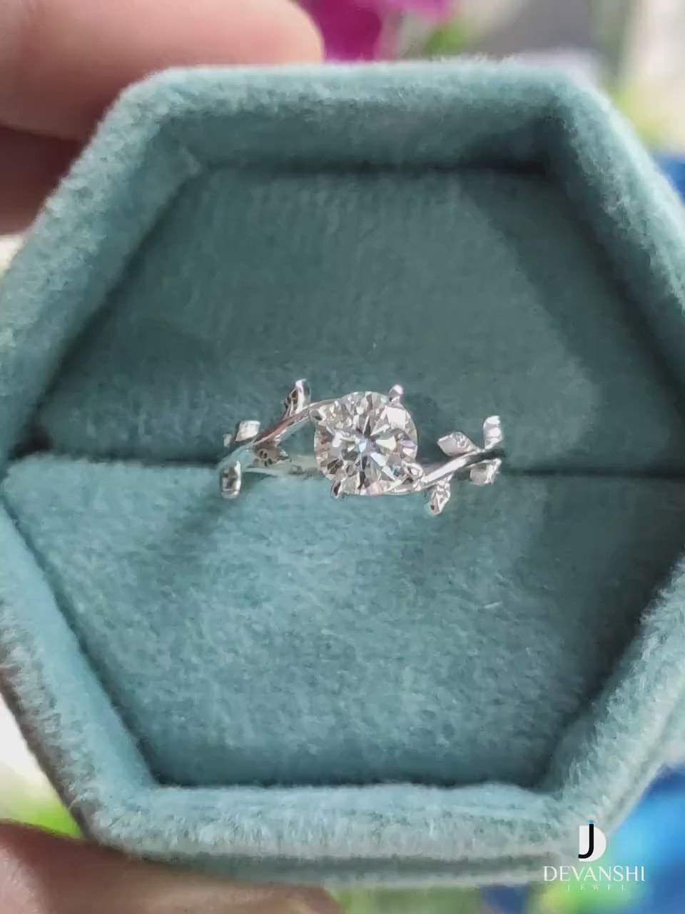 Cassia Anillo de Compromiso  Banda de Hojas Diamante Laboratorio 1 Quilate