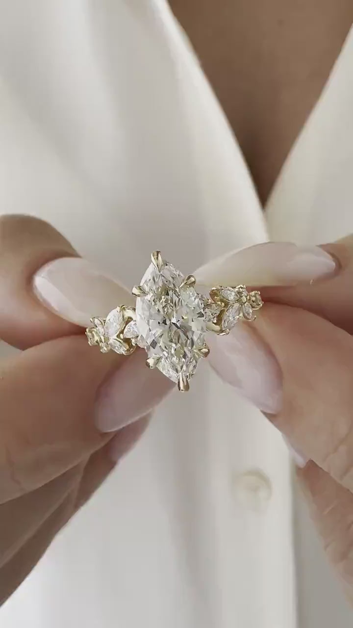 Magia del Bosque Anillo de Compromiso Inspirado en la Naturaleza con Diamante Lab  2 Quilates en Corte Marquise