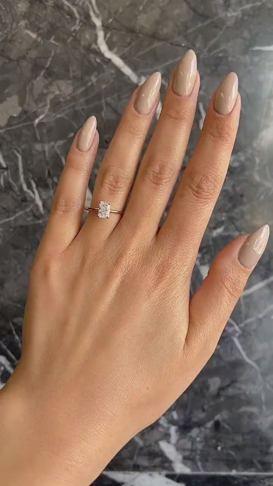 1 ct Anillo de Compromiso Solitario Corte Radiante